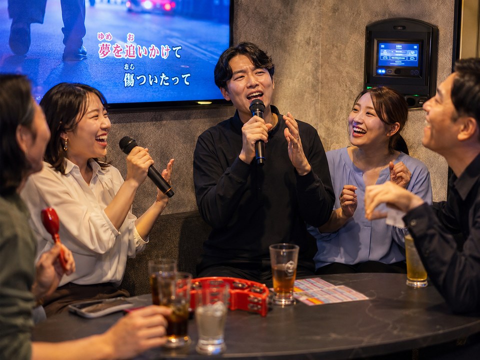 カラオケ会の様子｜東京えにしあ倶楽部の社会人イベント